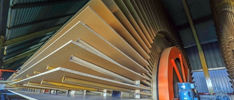 Particleboard production equipment